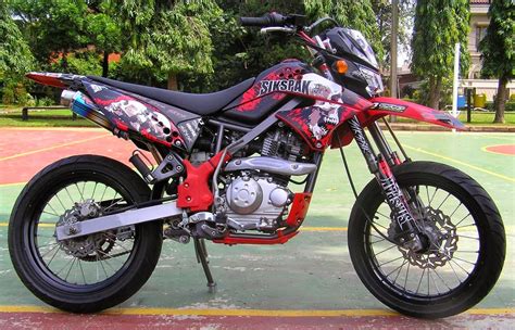 Emanita ◼official acount @klx_supermoto_modif ◼follow dulu ◼baru repost ◼account no ◼ full hd ( tunjukan modif motormu di sini ). 100 Gambar Motor Klx Keren Terupdate | Gubuk Modifikasi