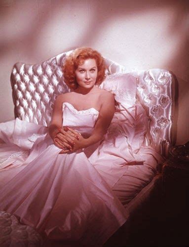 Rhonda Fleming Charme Glamour Vintage Style Hollywoodien