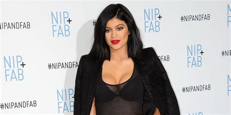 Kylie Jenners Mysterious ‘scar In Latest Instagram Photo