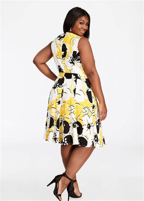 Plus Size Sleeveless Belted Floral Fit N Flare Dress Fit N Flare