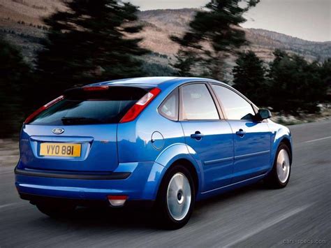 ford focus hatchback specifications pictures prices