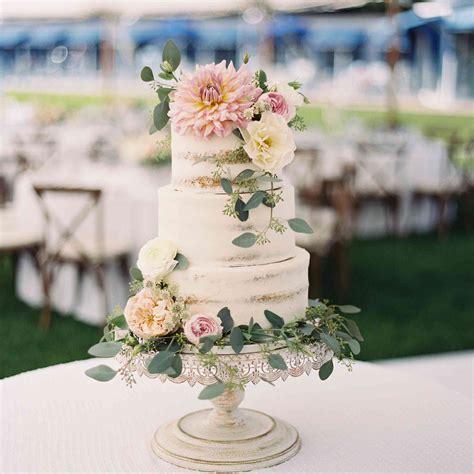 Isla Danglow Wedding Cake Flowers Decorations 85 Of The Prettiest