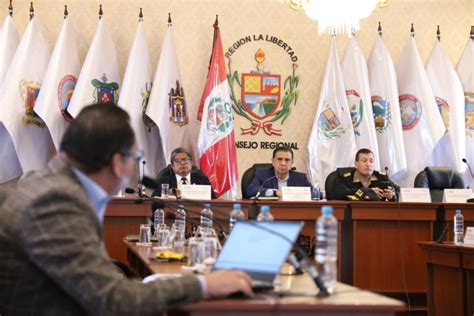 Gobernador Regional De La Libertad Se Sumó A Lectura De 50 Horas De