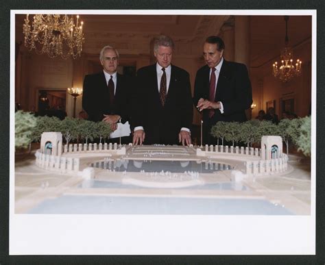 He left to join the u.s. Bill Clinton and Bob Dole view model of World War II ...
