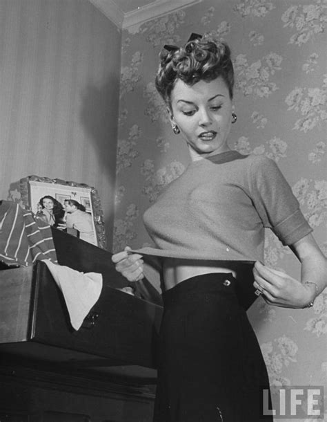 the bullet bra ladies of the 1940 s and 1950 s