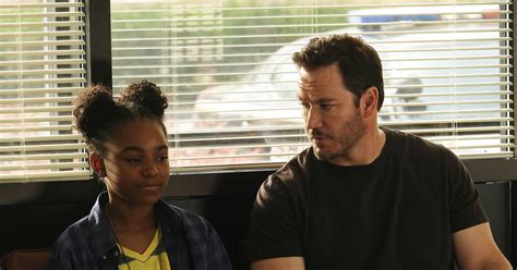 The Passage Review Fox Cracks Epic Sci Fi For Broadcast Tv