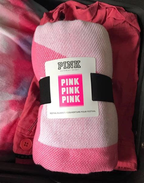 Nwt Price Is Firm Free Ship Victorias Secret Pink Pink