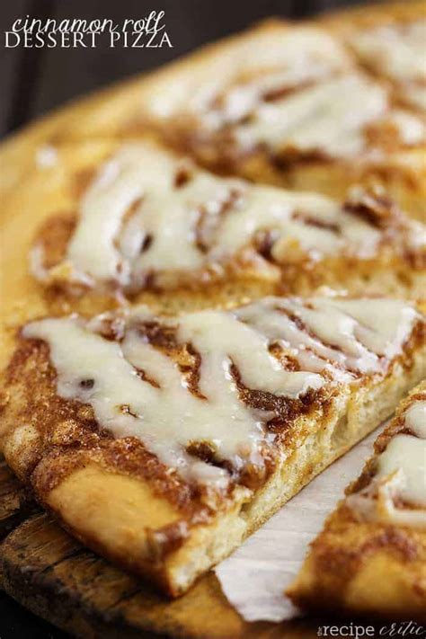 Cinnamon Roll Dessert Pizza The Recipe Critic