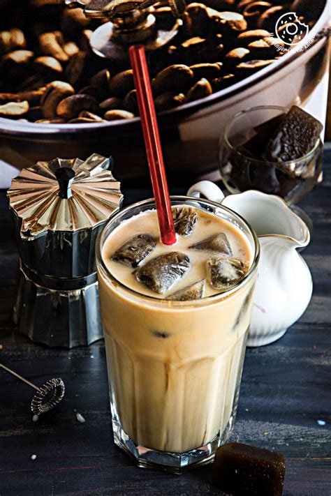 Vanilla Iced Mocha With Coffee Ice Cubes Video My Ginger Garlic Kitchen