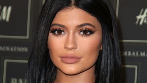 Kylie Jenner Just Documented Her Entire Facial Waxing Experience Teen Vogue
