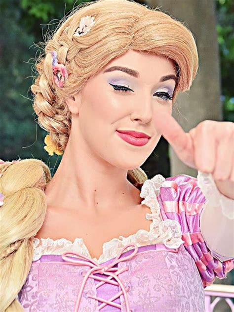 Pin By Kristen Prochnow On Wig Styling And Make Up Rapunzel Cosplay
