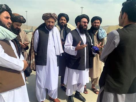 Taliban Feiern Abzug Der Letzten Us Soldaten