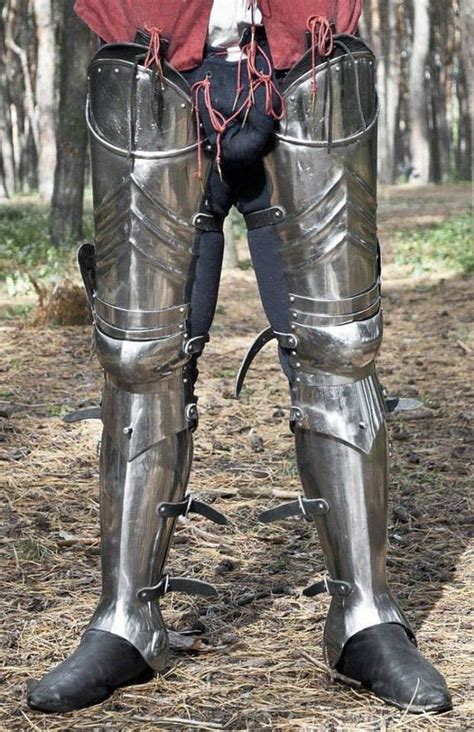 The Leg Armor Set For Retseroff In 2021 Leather Armor Armor Boots