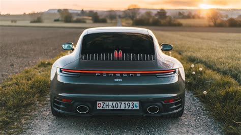 Why I Loved The 2019 Porsche 992 Carrera 4s Youtube