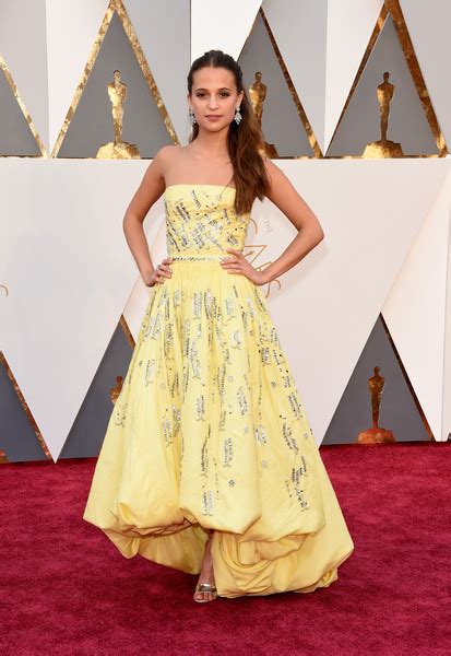 Red Carpet Fashion Best Dressed At The 88th Annual Academy Awards