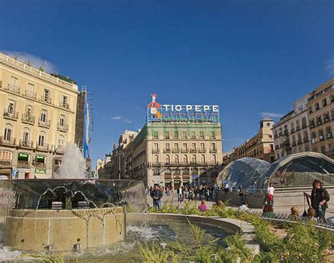 Puerta Del Sol Madrid Get The Detail Of Puerta Del Sol On Times Of India Travel