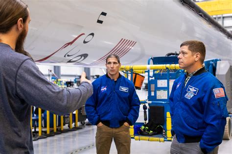 Astronauts Tour Spacex Rocket Facility In Texas Commercial Crew Program