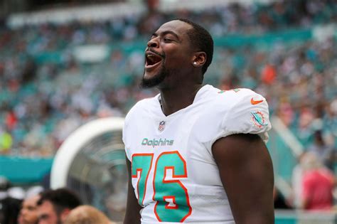 Dolphins Elevate Offensive Lineman From Practice Squad Ahead Of Game Vs