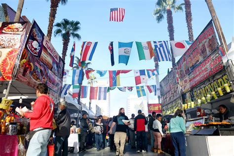 Downtown Las Vegas Festival Celebrates Diverse Cuisines — Photos Las