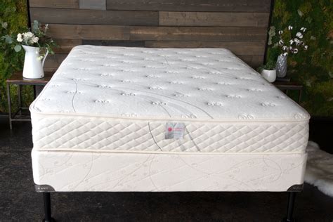 In particular, natural rubber mattress has the form of a large square with thousands of ventilation holes, so its users will not feel overheadted. Suite Dreams Natural Rubber Mattress by Suite Sleep