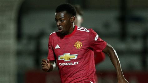 Anthony elanga is the son of joseph elanga (retired). Four youngsters in Manchester United training ahead of AS ...