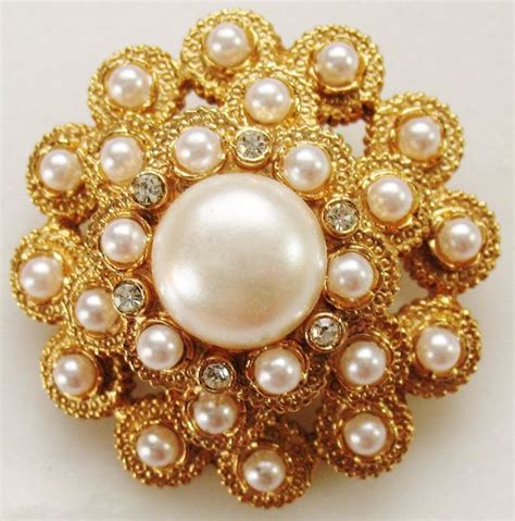 Vtg Sarah Coventry Pin Brooch Gold Tone Faux Pearl And Rhinestone