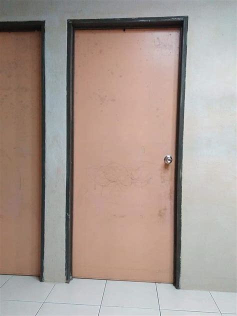 Contoh desain pintu air sipilpedia. DIY Pintu Bilik Nampak Eksklusif Dengan Bajet Ciput. RM100 ...