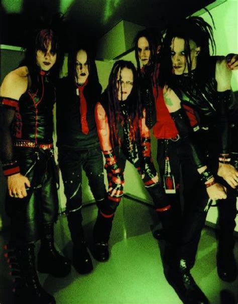 A talented glam metal band that's slightly punk but mostly goth, if you want to label. The Murderdolls announce new album - Soundsphere magazine