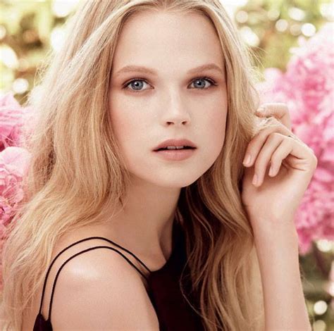 Gabriella Wilde For Estee Lauder 2015 Beauty Trends And Latest Makeup