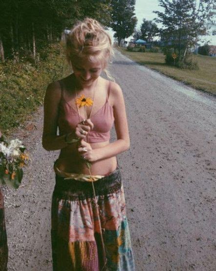 Best Hippies In The S Images In Hippie Life Woodstock