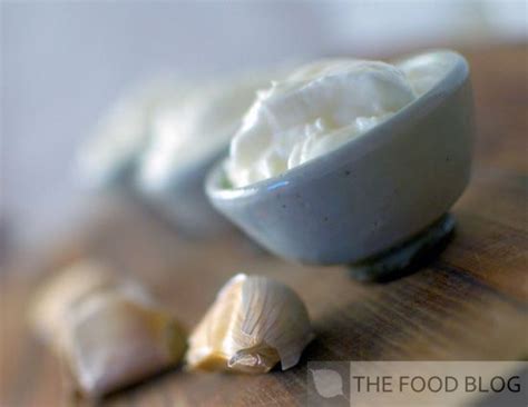 Fast And Easy Toum The Best Lebanese Garlic Sauce Recipe Garlic Sauce