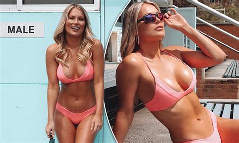 Keira Maguire Flaunts Her Slimmed Down Figure In A Skimpy Pink Bikini