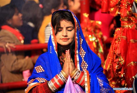 Hindu Praying Images
