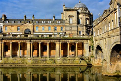 Victoria Art Gallery And Bath Markets In Bath England Encircle Photos