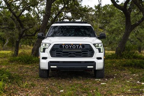 2023 Toyota Sequoia Defeats 2022 Ford Expedition In A Full Size Suv