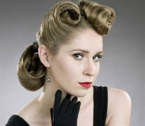 This classic style is the perfect choice for women who want to look chic without a lot of maintenance. Hairstyles That Defined the Best of the 1950s - Hair ...