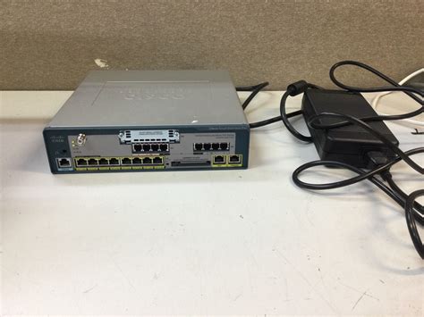Cisco Small Business Pro Unified Communications 500 Series Uc540 W Fxo