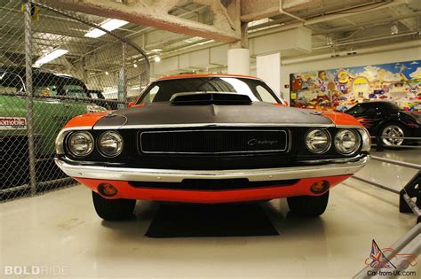 Dodge challenger srt hellcat widebody 2018. Dodge Challenger 1969 - car classics