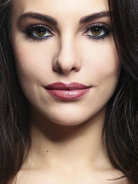 turkish drama actress tuvana türkay brunette beauty beauty face turkish beauty