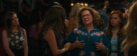 Life Of The Party Trailer Melissa Mccarthy Gets A Higher Education
