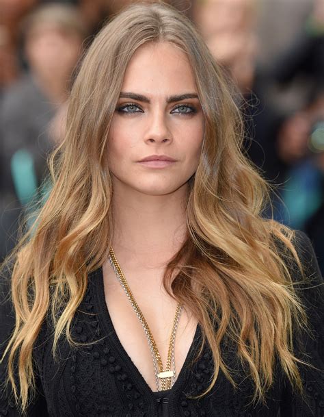 I am unprofessionally professional human being. Cara Delevingne Hot Bikini Pictures - Sexy Model Of ...