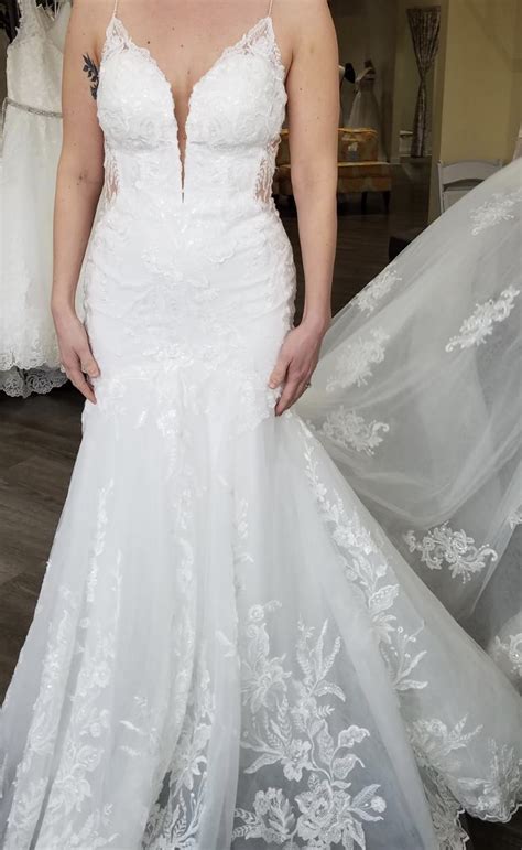 Essense of Australia D2770 New Wedding Dress Save 58% - Stillwhite