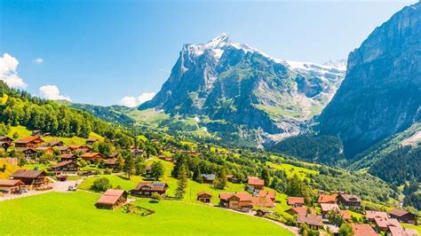Viața în Elveția Dai Un Ban Dar Trăiești La Poalele Alpilor Una