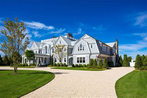 Find the perfect building to live in by filtering to your preferences. Summer House, Southampton, New York | Leading Estates of the World