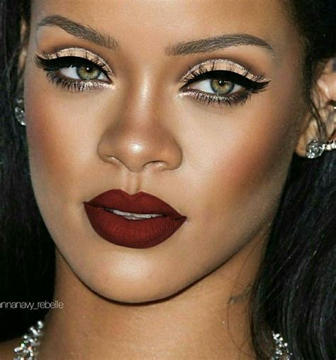 Her Make Up Is Just As Marvelous As She Is Beat To The Gods Rihanna
