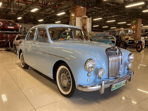 Take A Look Large Collection Of Classic Mercs To Be Auctioned In Sa