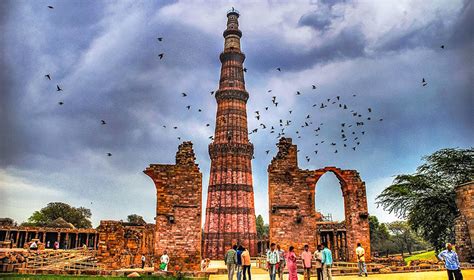 9 Most Epic And Popular Heritage Monuments In Delhi You Must Visit Before