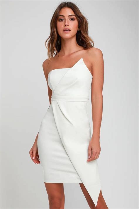 45 Best White Graduation Dresses To Get Your Diploma In Style Graduation Dress College Classy