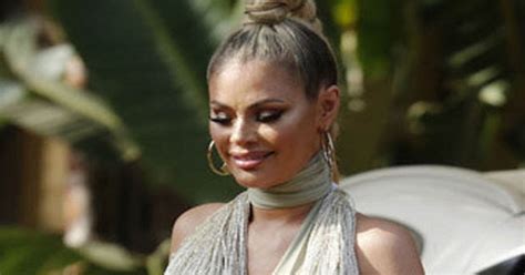 Towies Chloe Sims Suffers Nipple Disaster As Plunging Swimsuit Backfires Daily Star