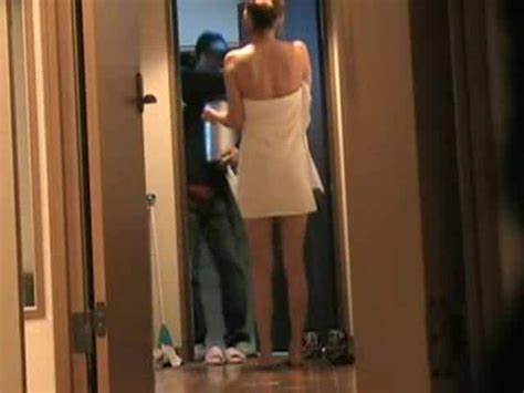 Wife Answering Door Nude My Hotz Pic Cloudy Girl Pics